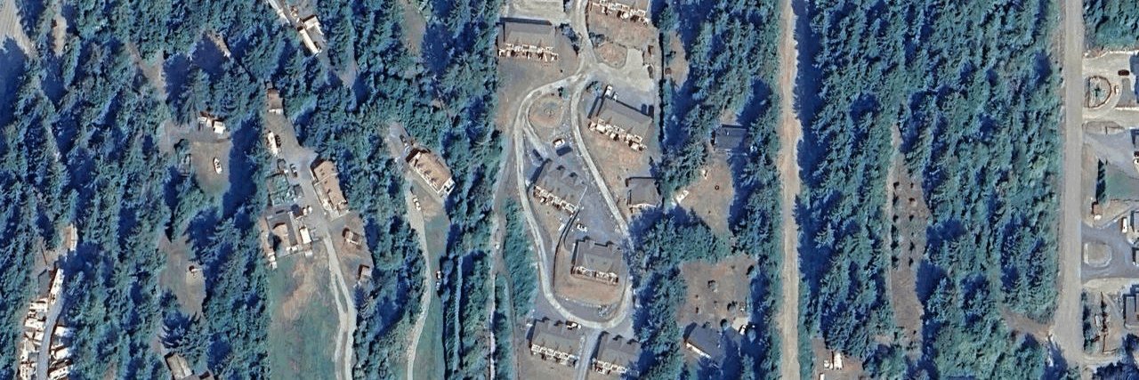 The Maples on Sproat Lake building photo