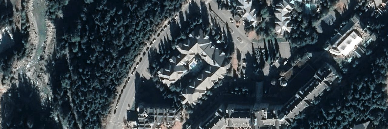 Glacier Lodge aerial view