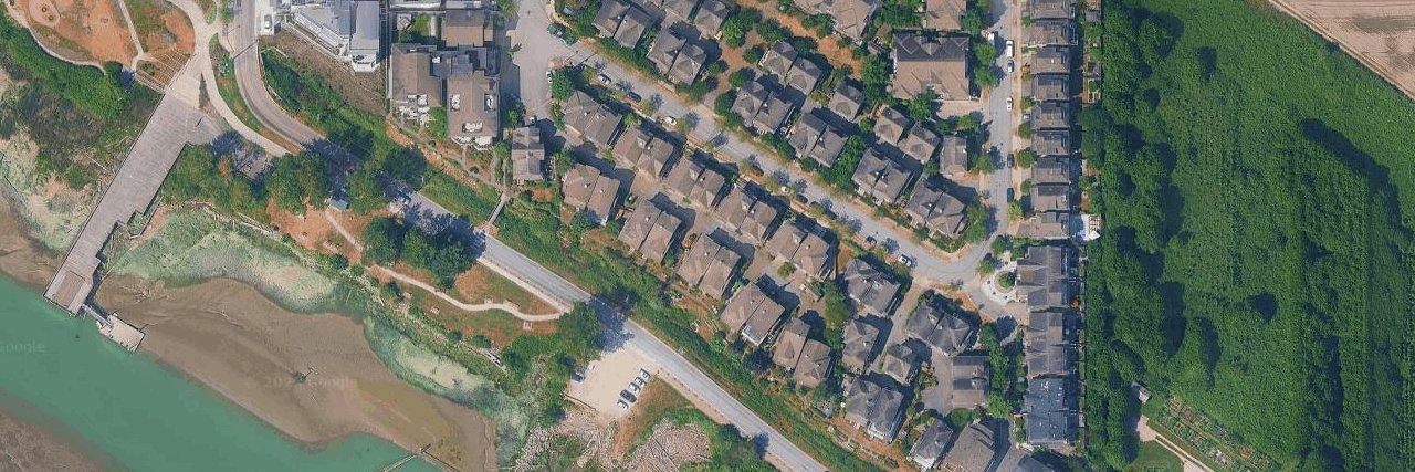 London Landing River Homes aerial view