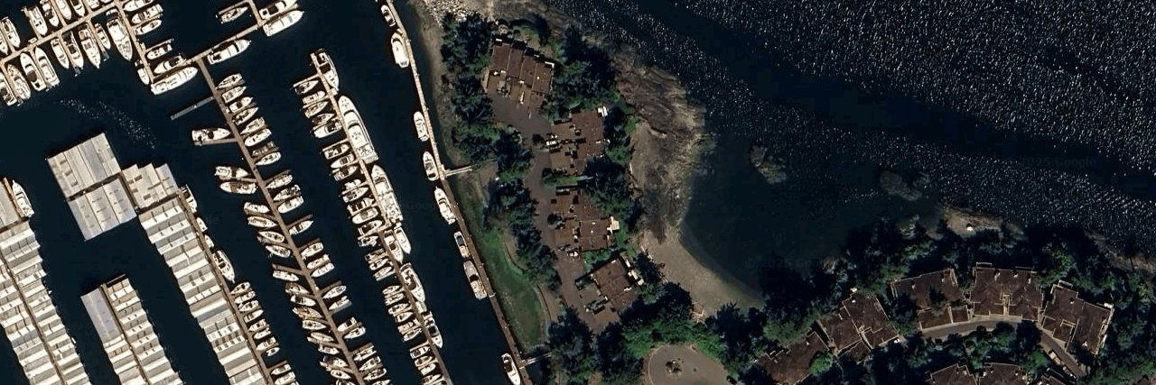 Breakwater building photo