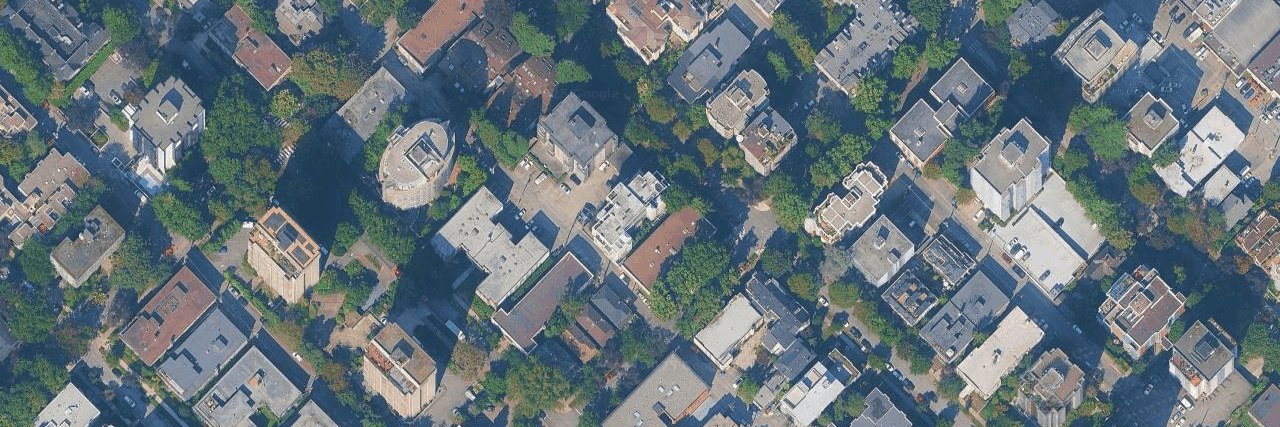 Kenwood Court aerial view