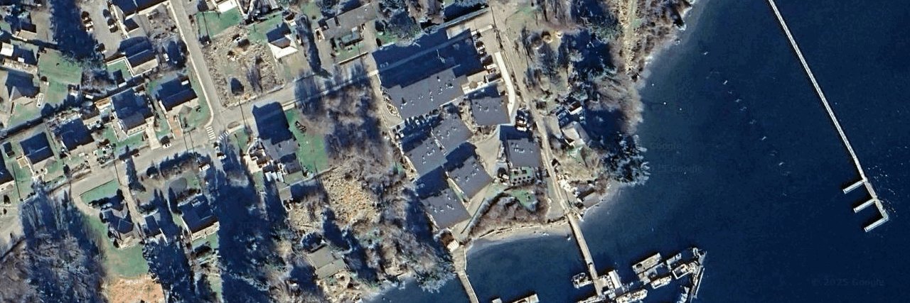 Strata Building building photo