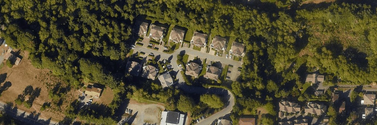 Floral Woods building photo