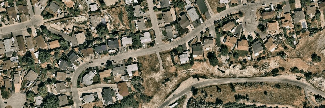 Strata Building building photo