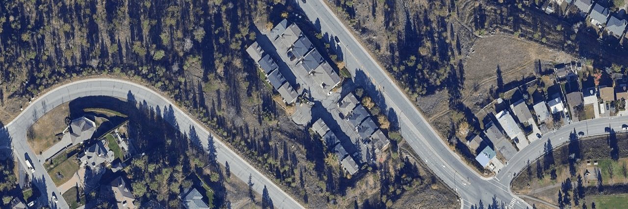 Strata Building building photo