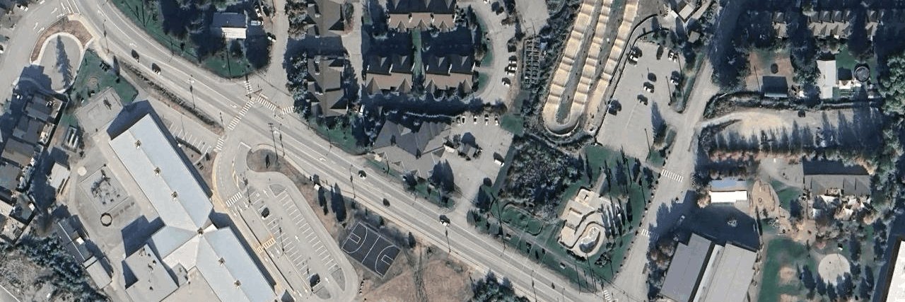 Mountains Edge aerial view