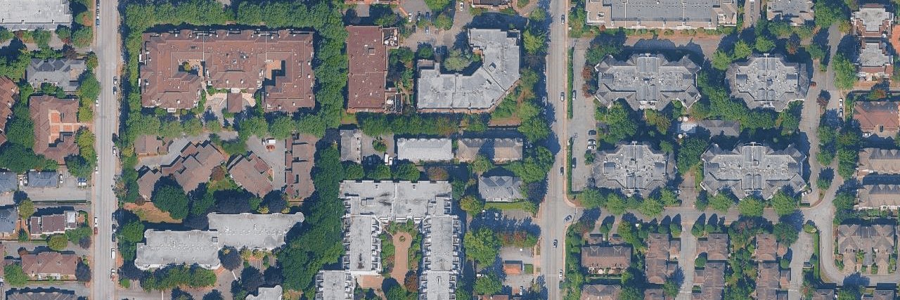 Oak Tree Lane building photo