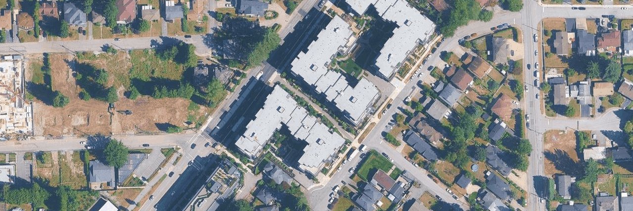 The Oaks building photo