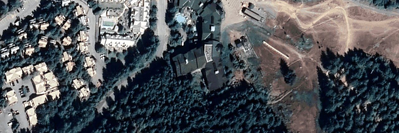 First Tracks Lodge aerial view