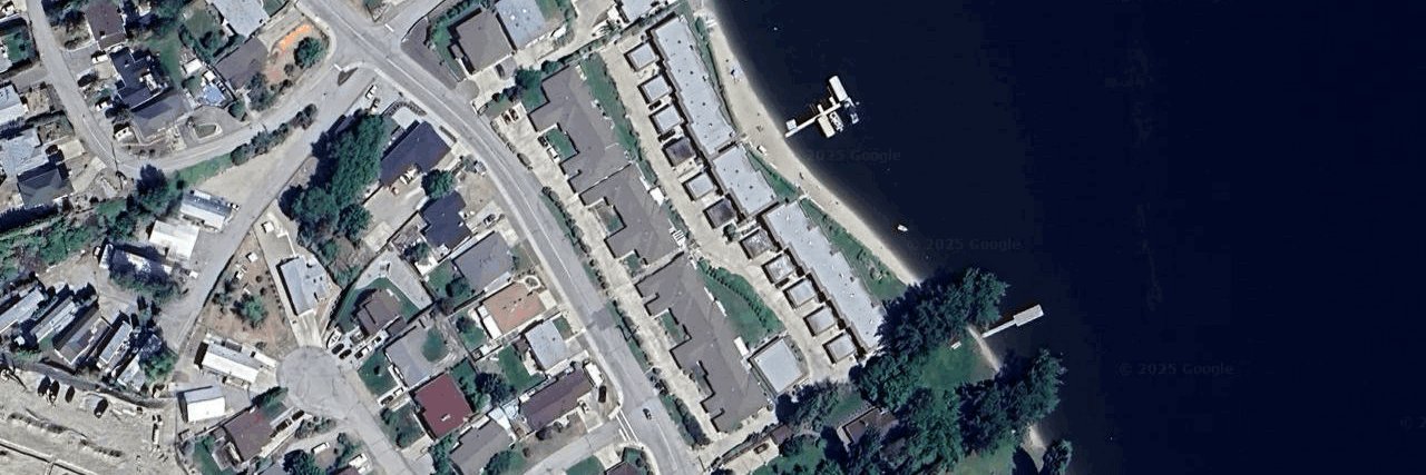 Strata Building building photo