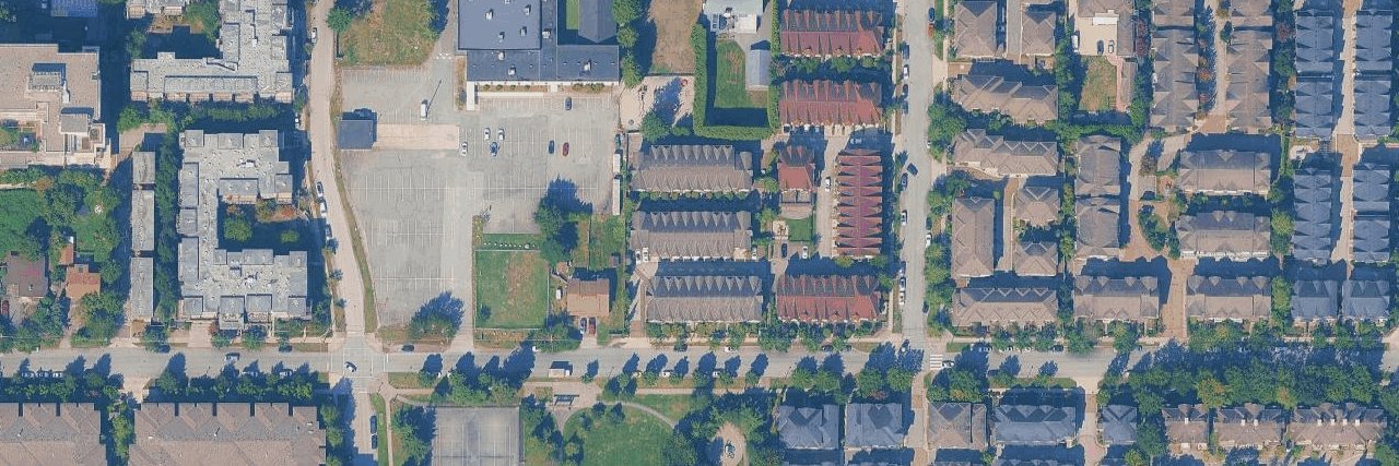 Ferndale Garden Iii aerial view