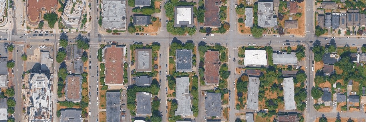 Chatsworth Manor aerial view