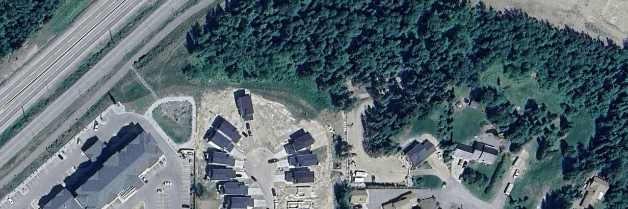 Strata Building building photo