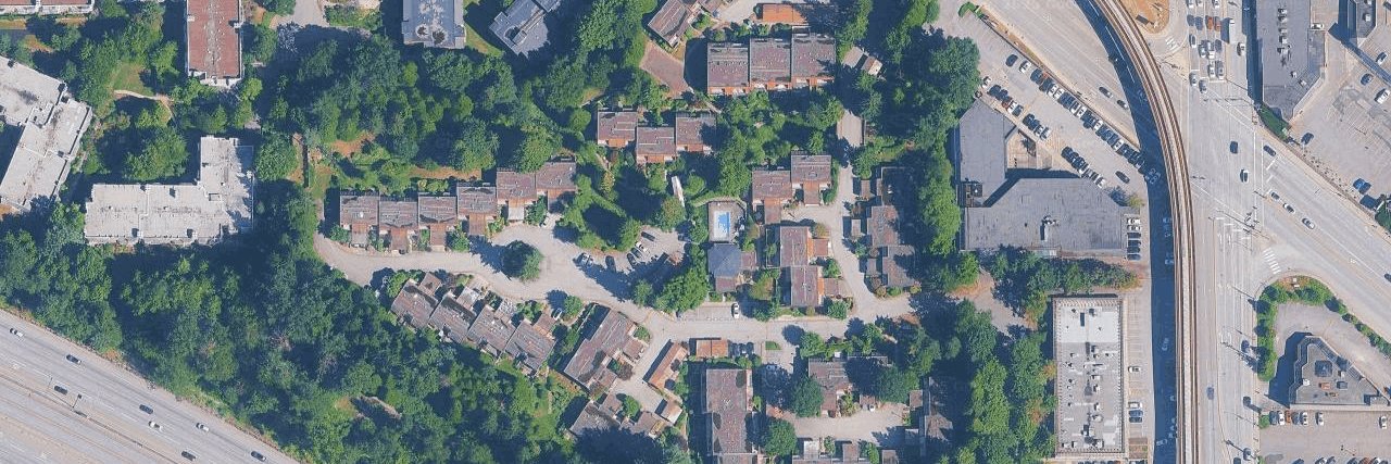 Village Del Pointe aerial view