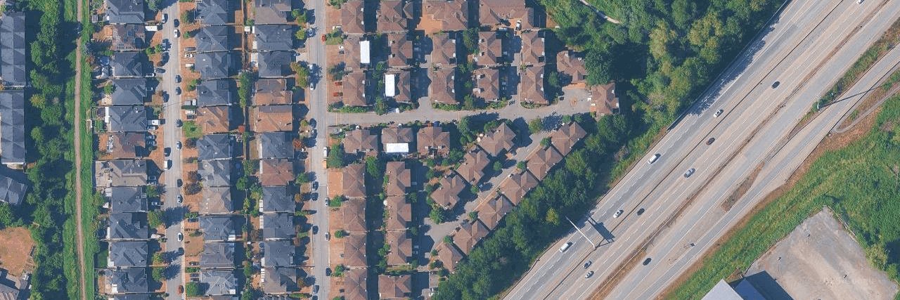 Bridgeview Courts aerial view