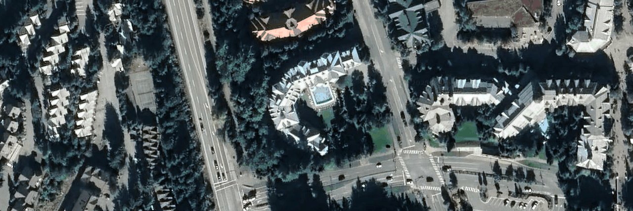 Cascade Lodge aerial view
