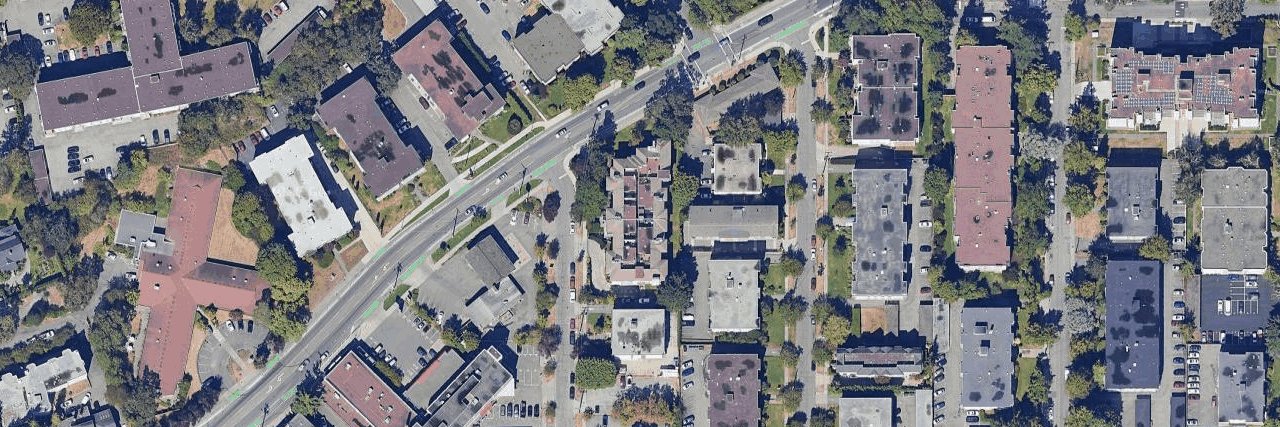 Morrison Manor building photo