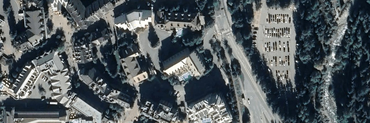 Mountainside Lodge aerial view