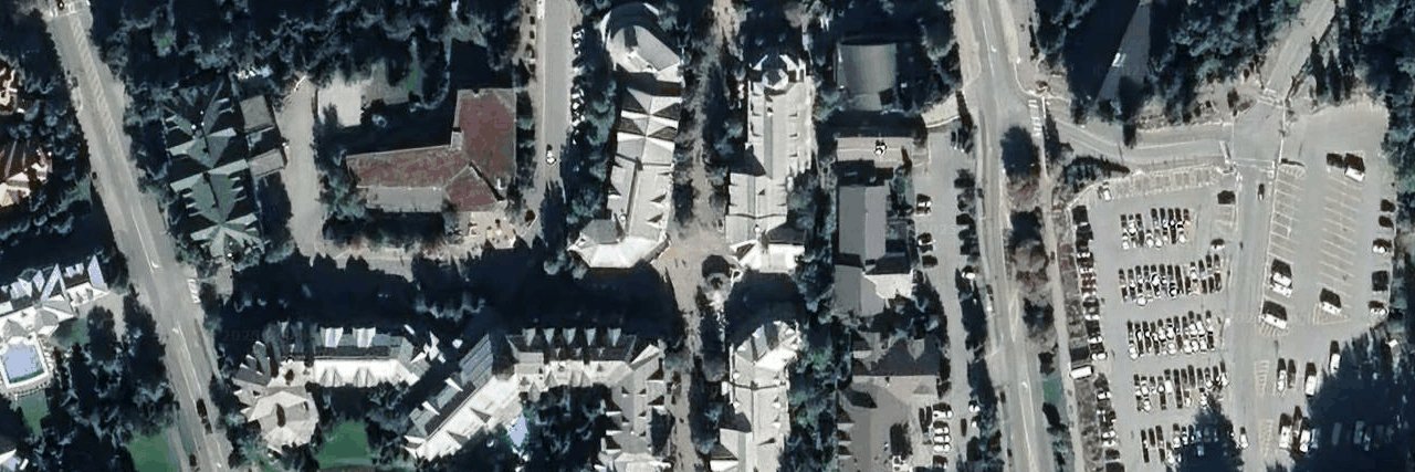 Bear Lodge/Town Plaza aerial view