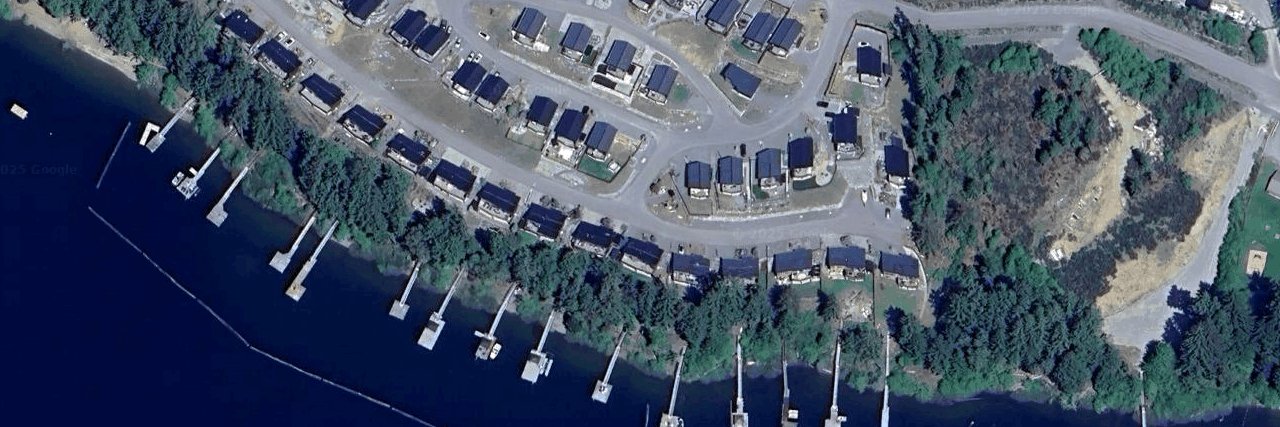 WOODLAND SHORES aerial view