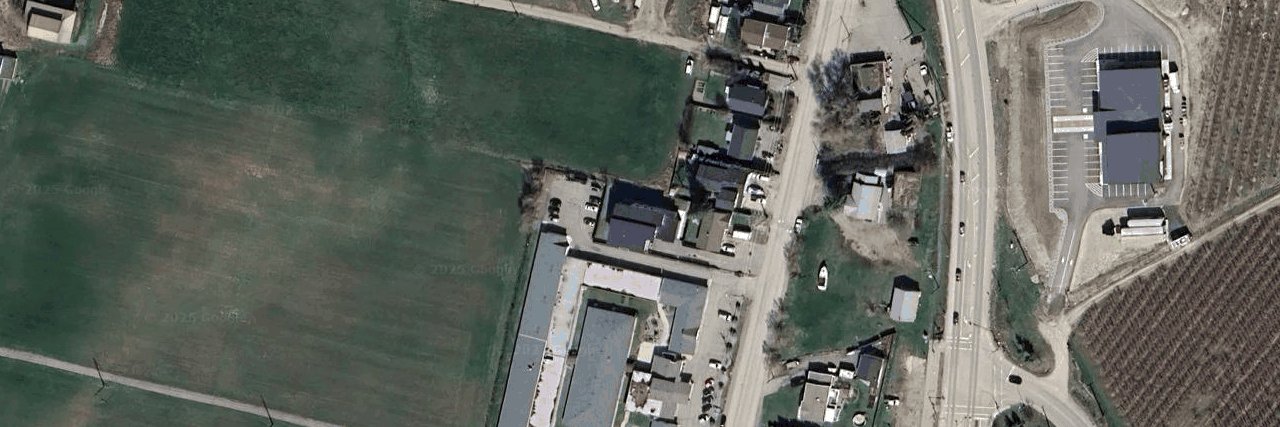 Strata Building building photo