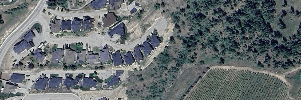 Strata Building building photo