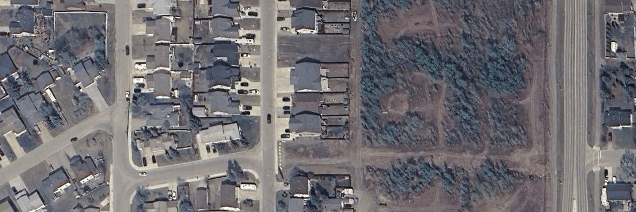 Strata Building building photo