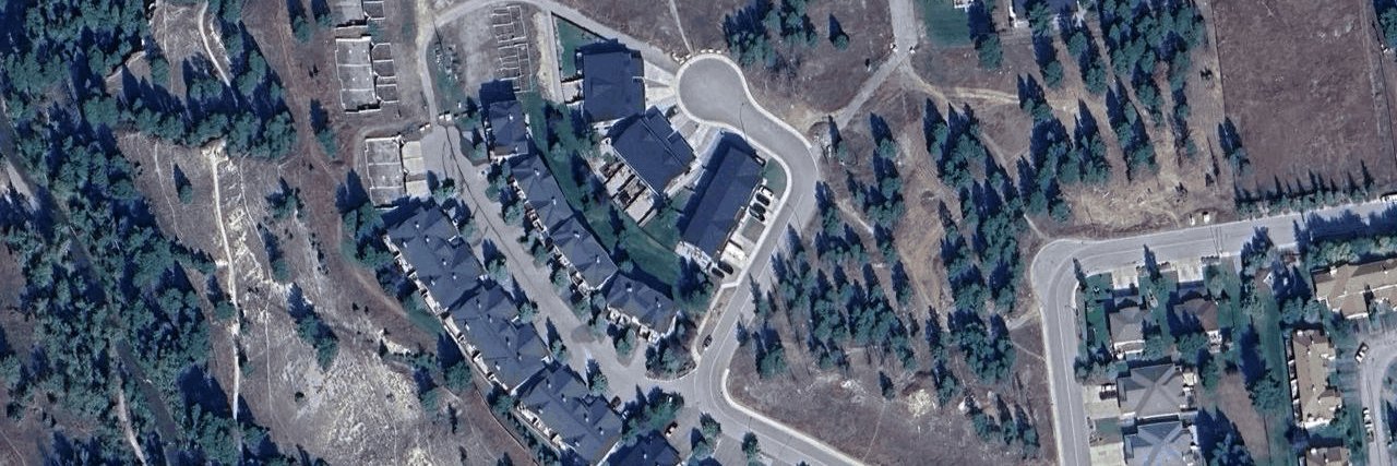 Strata Building building photo