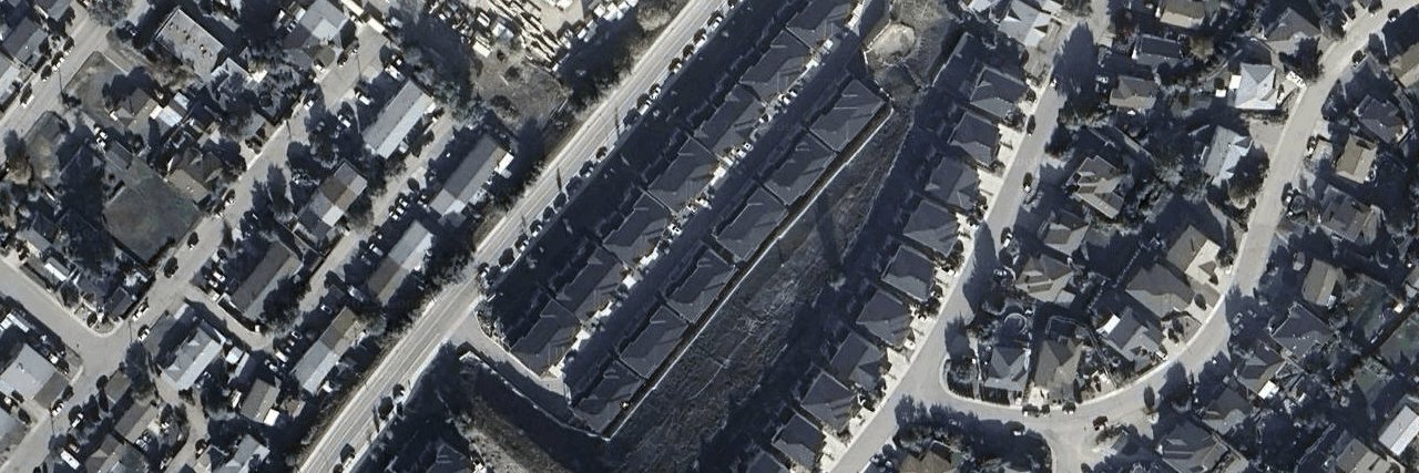 Strata Building building photo