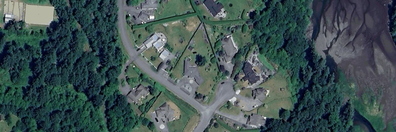 Strata Building building photo