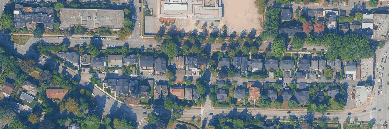 Montcalm Manor aerial view