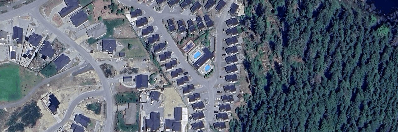 Woodland Shores building photo