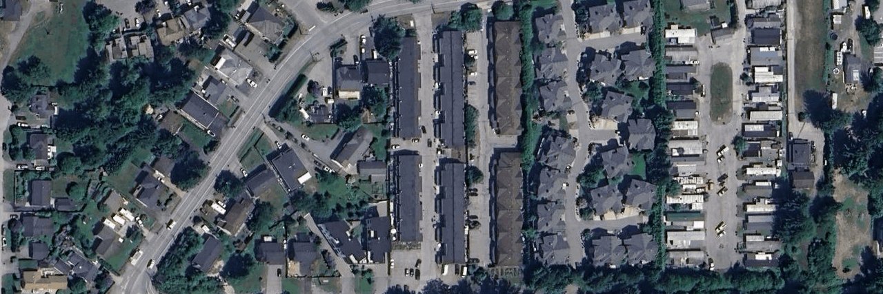 Mountain View Manor aerial view