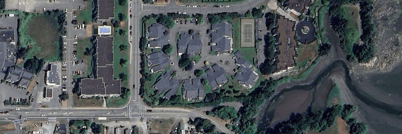 Water's Edge building photo