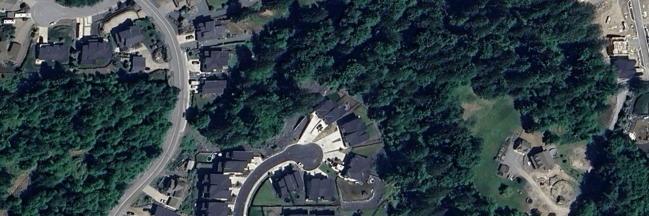 Cascade building photo