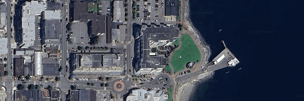 The Residences at the Pier building photo