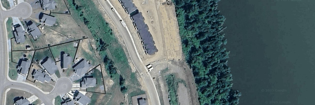 Strata Building building photo