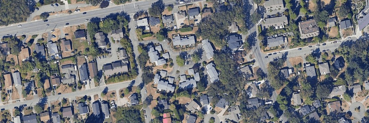 Lakeview Place building photo