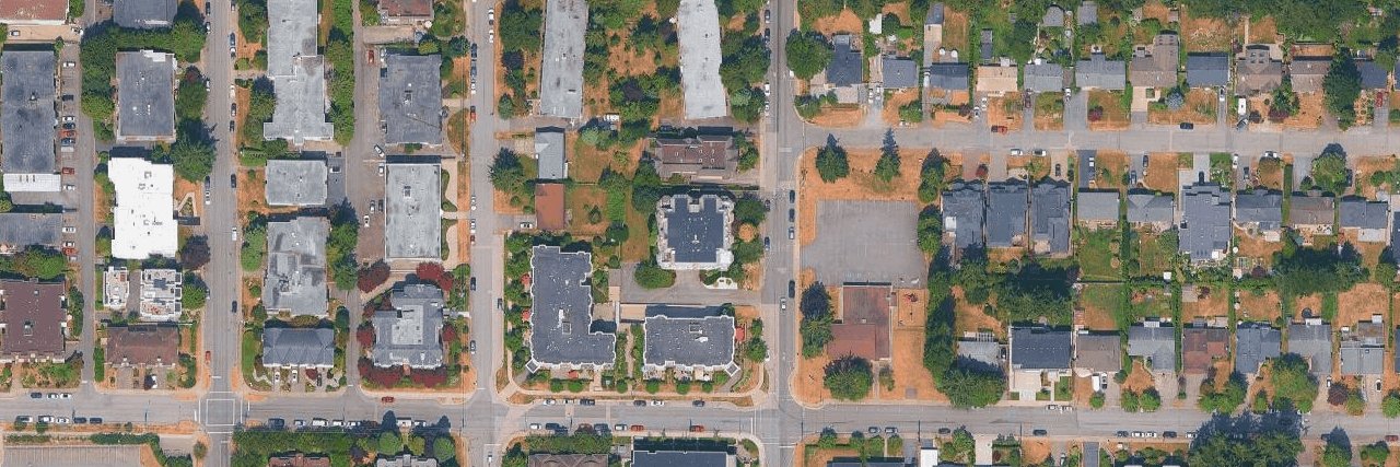 Chestnut Manor aerial view