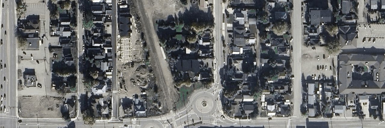 Strata Building building photo