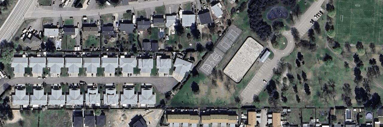 Strata Building building photo