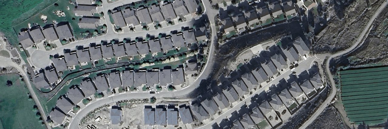 Strata Building building photo