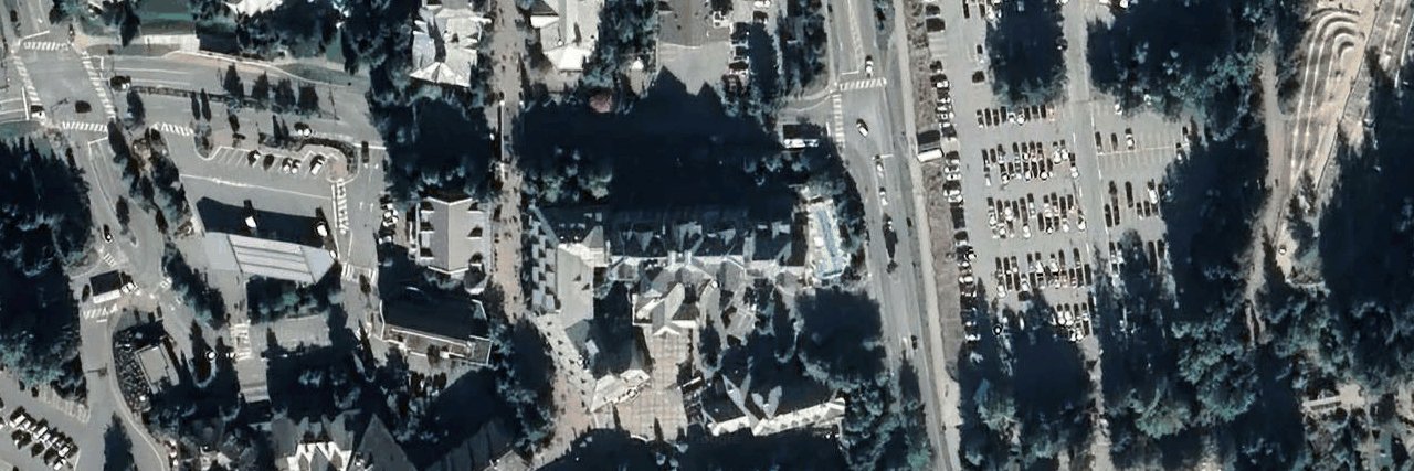 Pan Pacific Whistler Village Centre aerial view