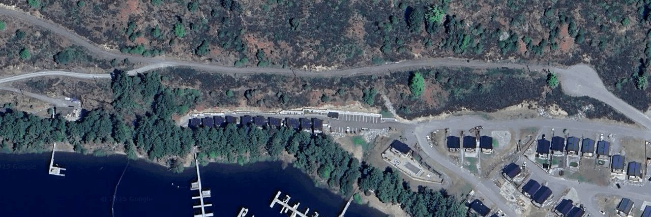 Woodland Shores building photo