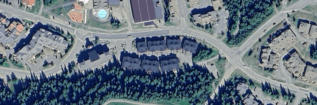 Strata Building building photo