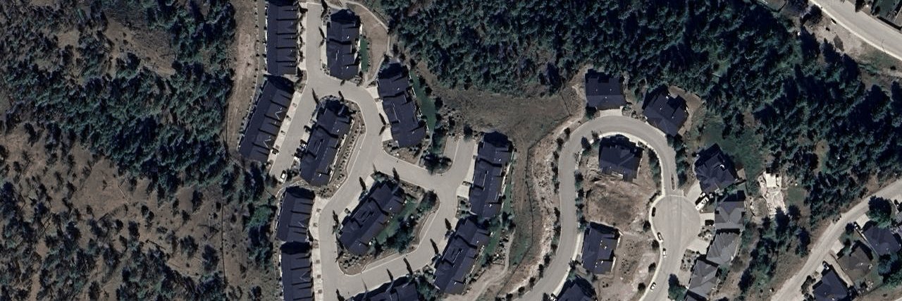 Strata Building building photo