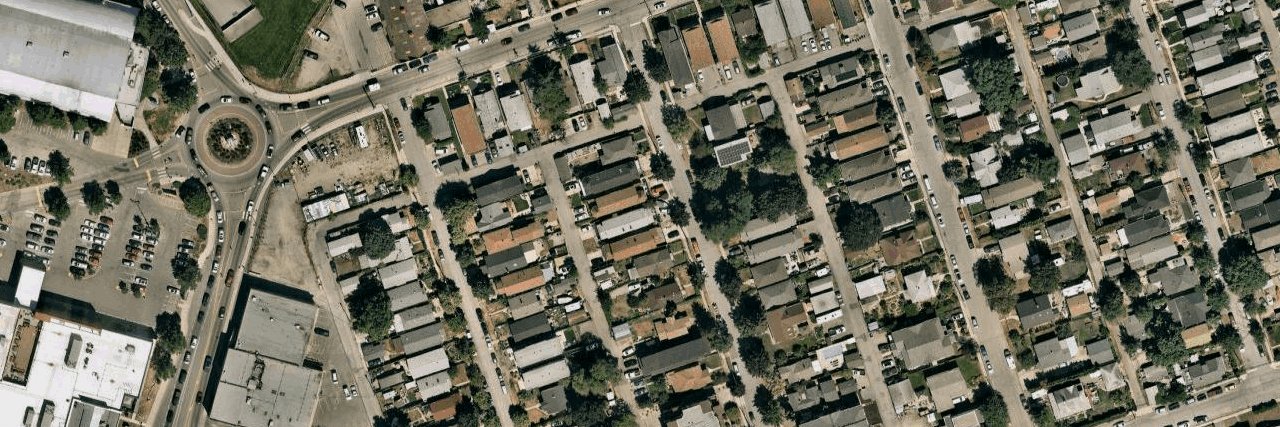 Strata Building building photo