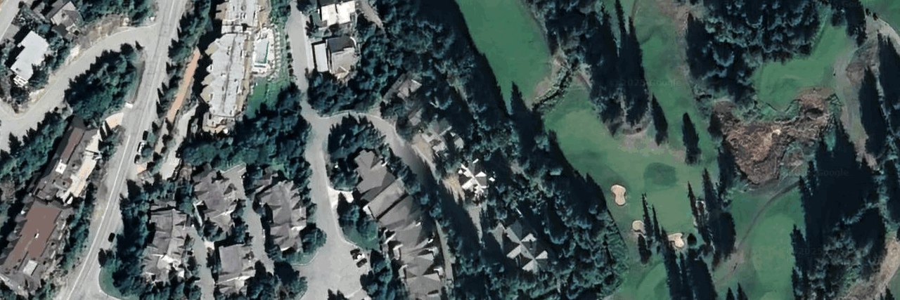 Blueberry Links / Blueberry building photo