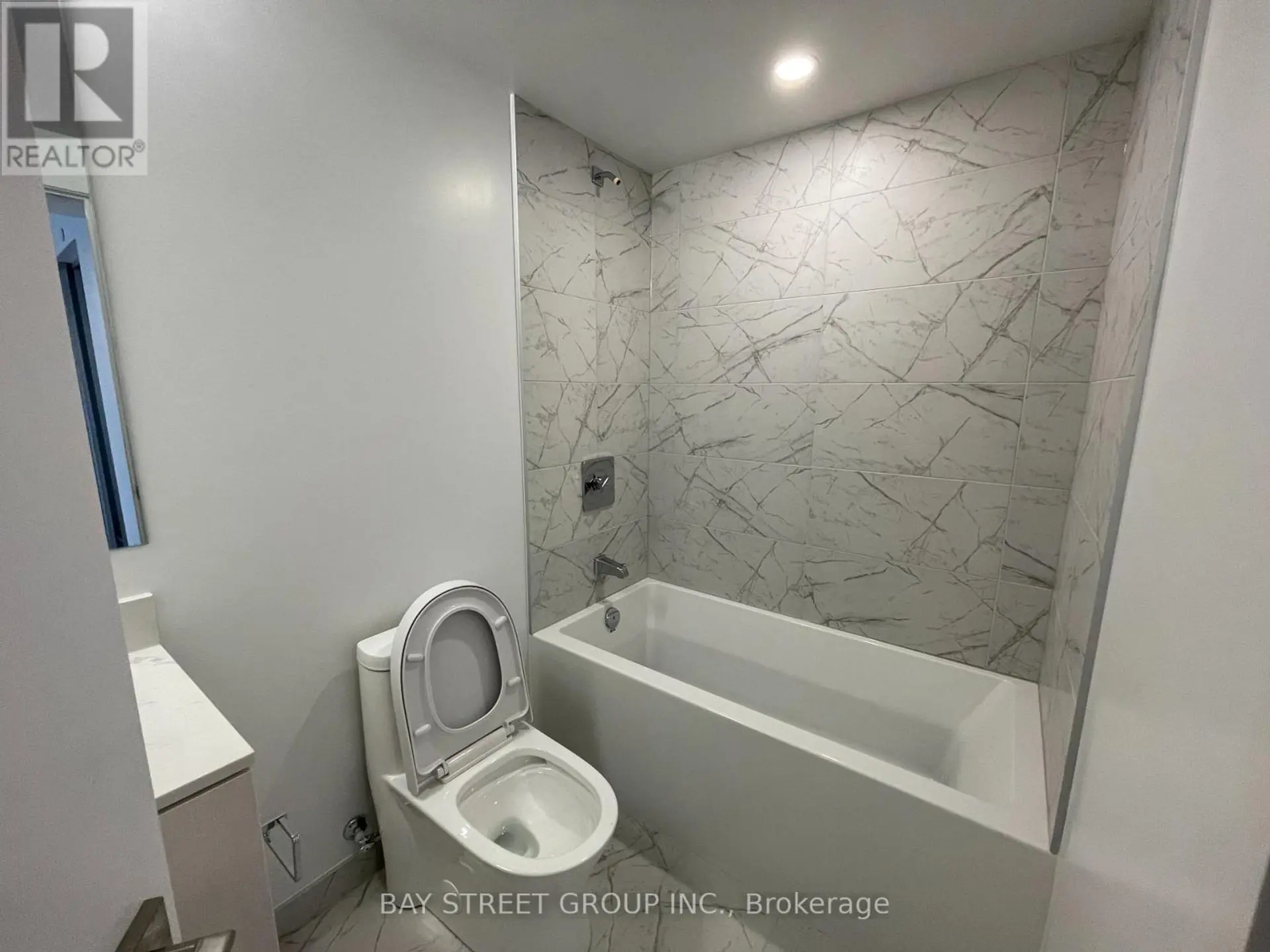 #2701 82 DALHOUSIE STREET - Image 6