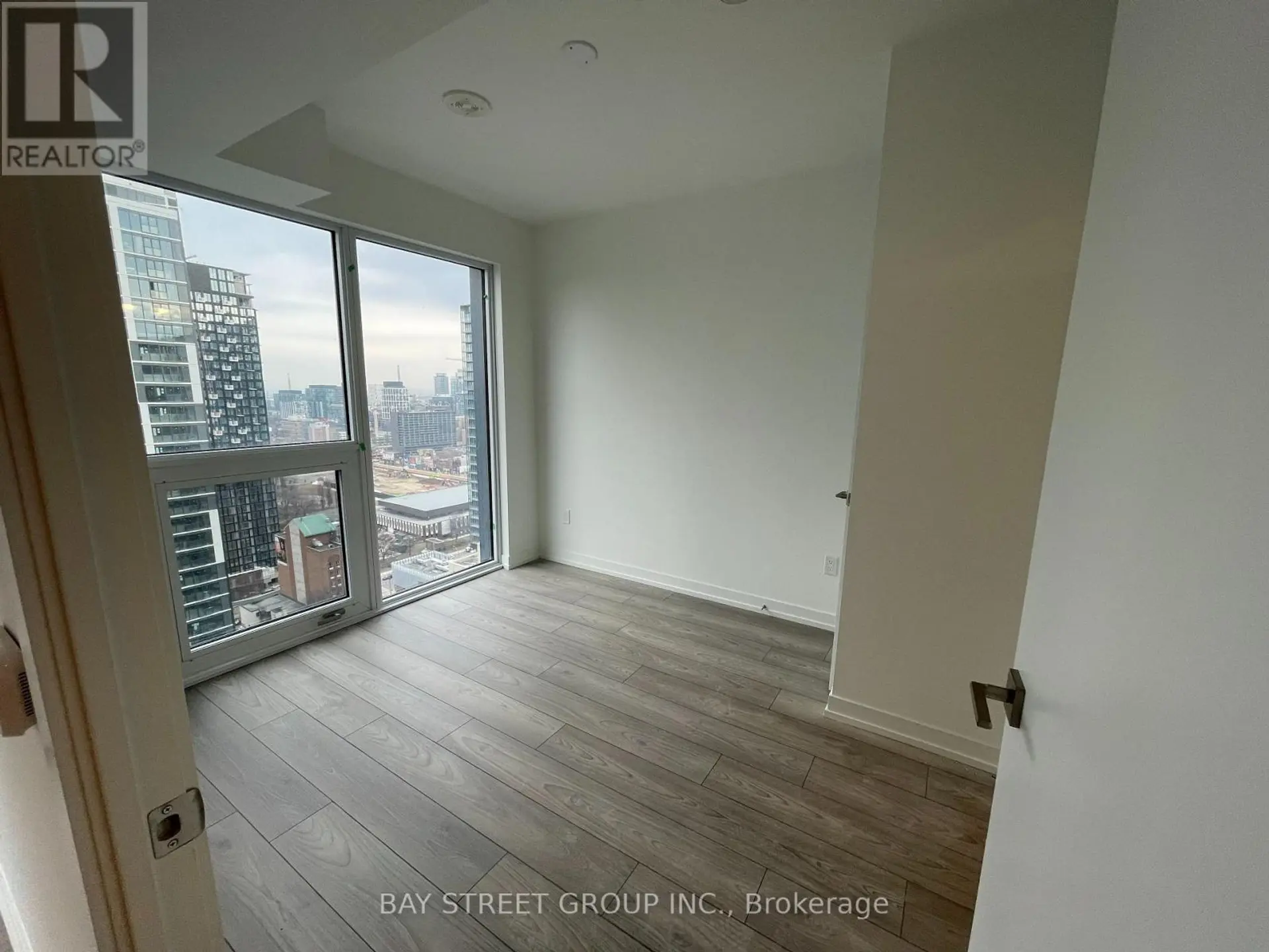 #2701 82 DALHOUSIE STREET - Image 7
